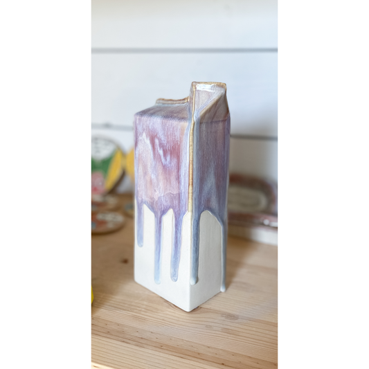 The milk carton vase - Drip glaze